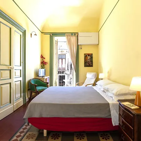 Zhara Buda Appartamento *